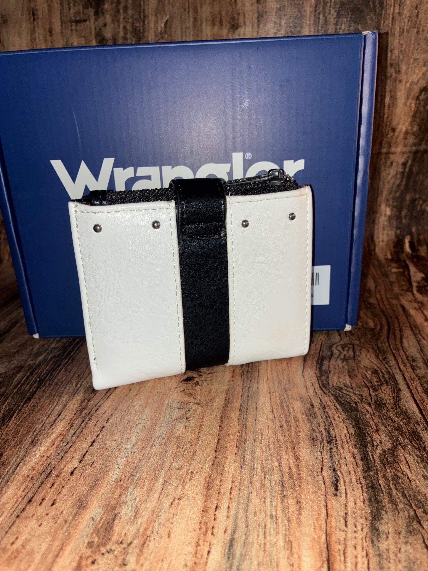 Wrangler Black & White Wallet